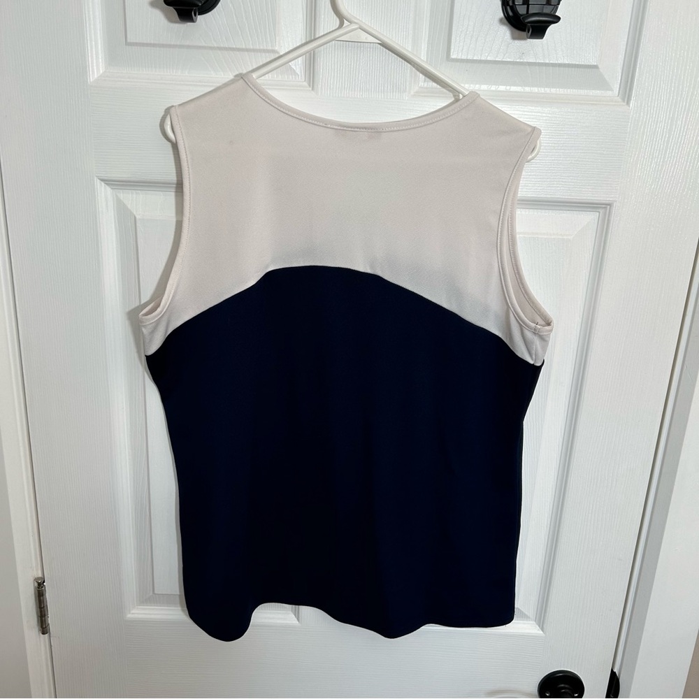 Keyhole Colour Block Tank Top - Picture 10 of 12
